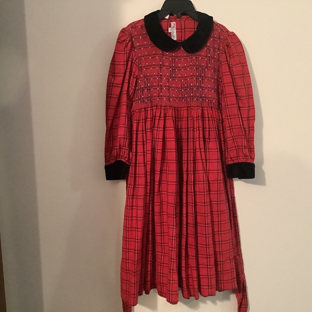 Girls Smocked Christmas dress sz 6